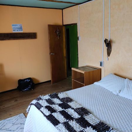 Hosteria Huemules Puerto Guadal Eksteriør bilde